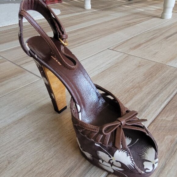 Gucci Floral Print Brown Platform Shoes Eur. 34C - Picture 10 of 16